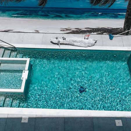 Gray Door Apartments - Adults Only Palm Beach Eksteriør bilde