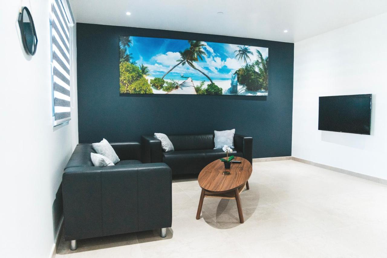 Gray Door Apartments - Adults Only Palm Beach Eksteriør bilde