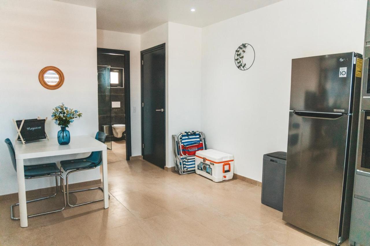 Gray Door Apartments - Adults Only Palm Beach Eksteriør bilde