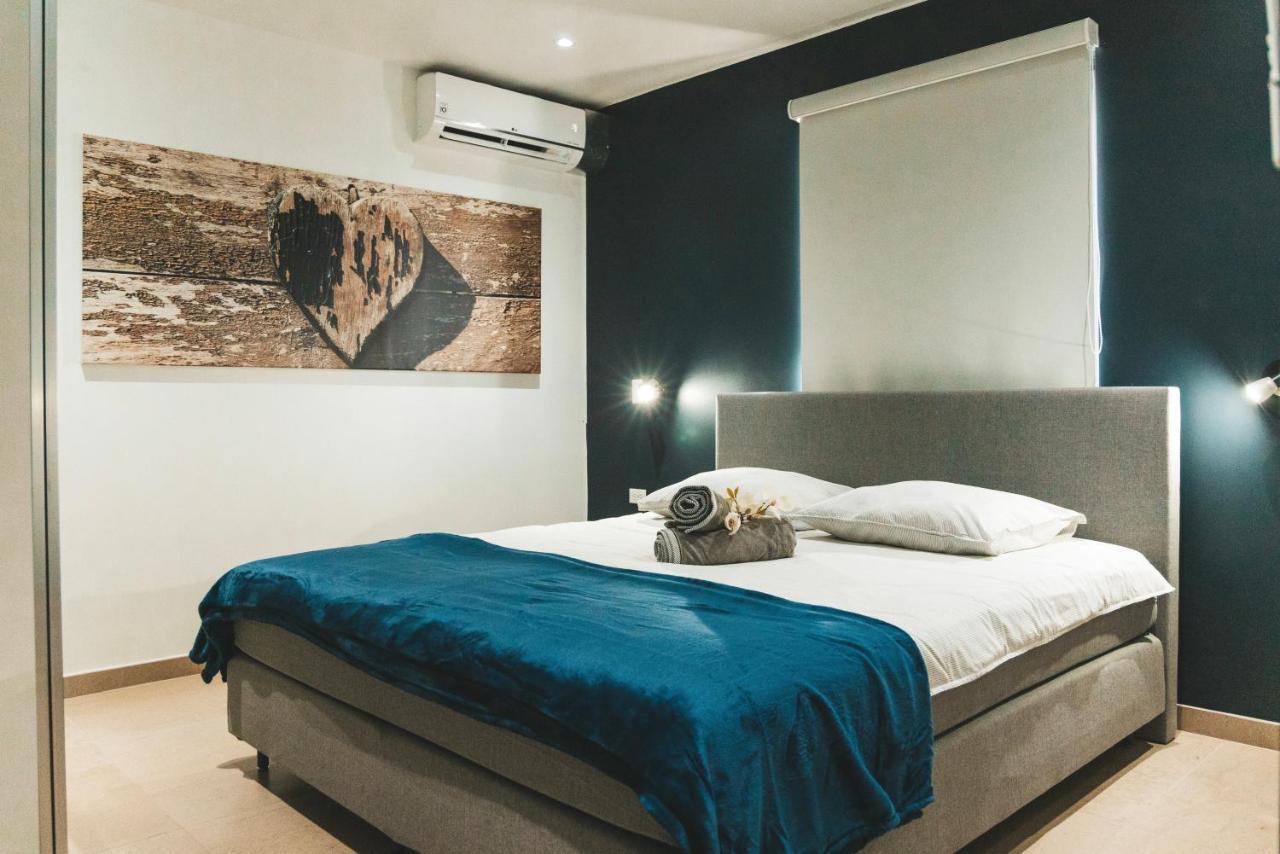Gray Door Apartments - Adults Only Palm Beach Eksteriør bilde