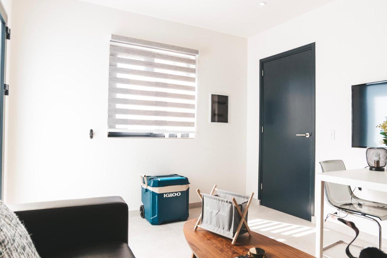 Gray Door Apartments - Adults Only Palm Beach Eksteriør bilde